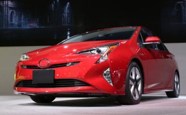 プラスチックと自動車(じどうしゃ)